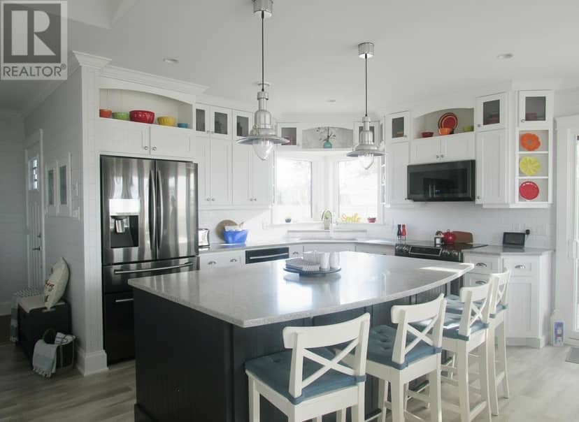 78 Tracey Avenue — photo 6 of 20