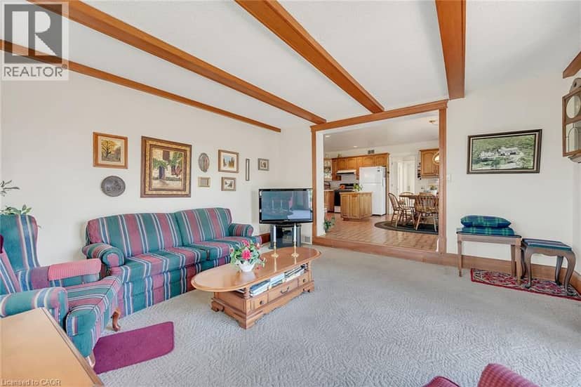 5581 KING Street — photo 19 of 40