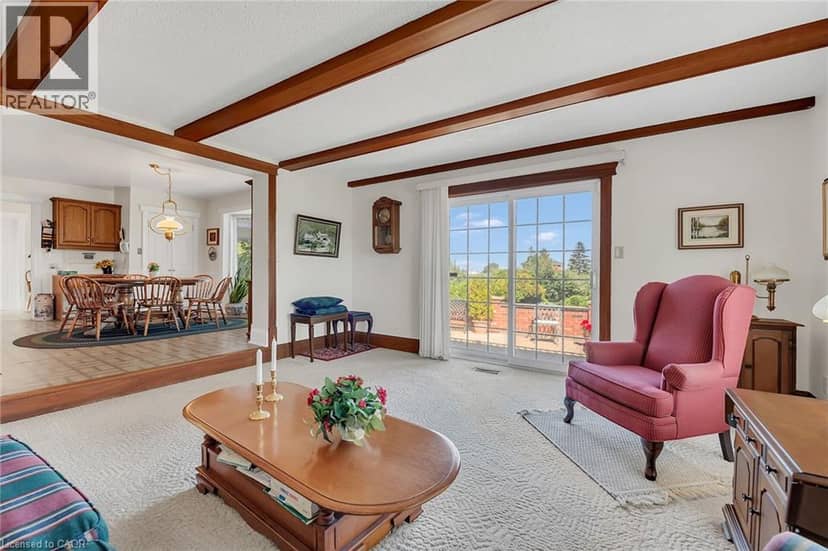 5581 KING Street — photo 20 of 40