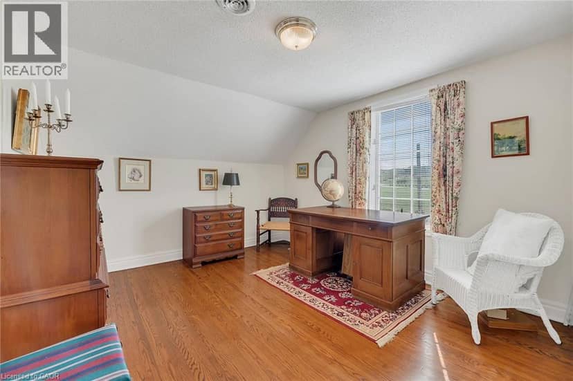 5581 KING Street — photo 26 of 40