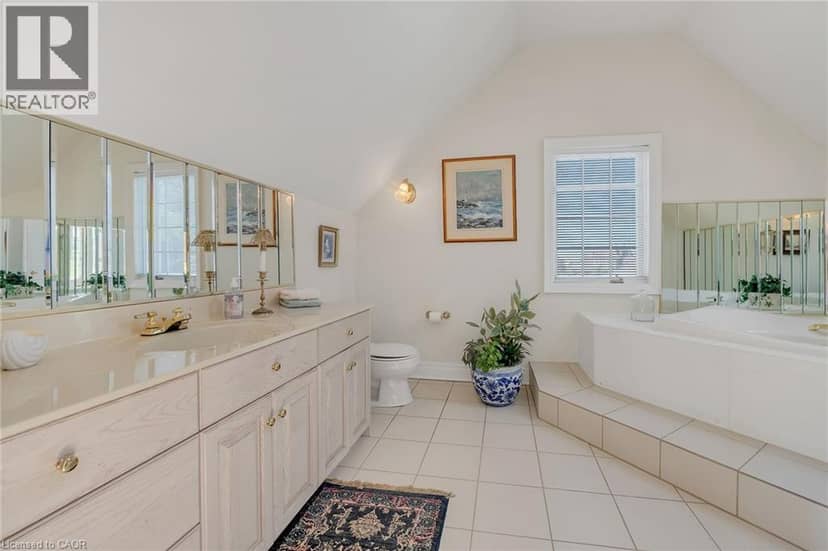5581 KING Street — photo 28 of 40