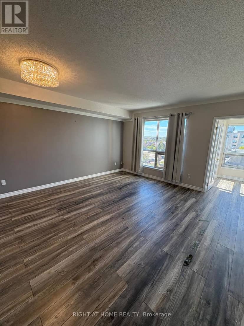 417 - 94 Dean Avenue — photo 31 of 40