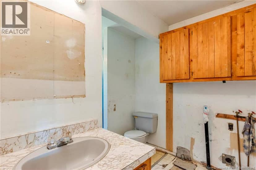 3180 Saint Charles Sud Road — photo 15 of 32