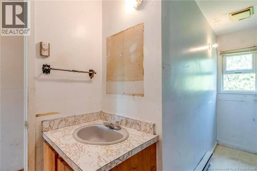 3180 Saint Charles Sud Road — photo 16 of 32