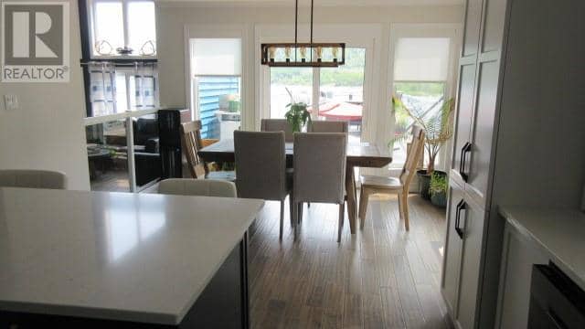 22 Lakeside Drive — photo 16 of 40