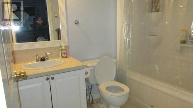 22 Lakeside Drive — photo 24 of 40