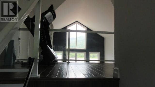 22 Lakeside Drive — photo 25 of 40