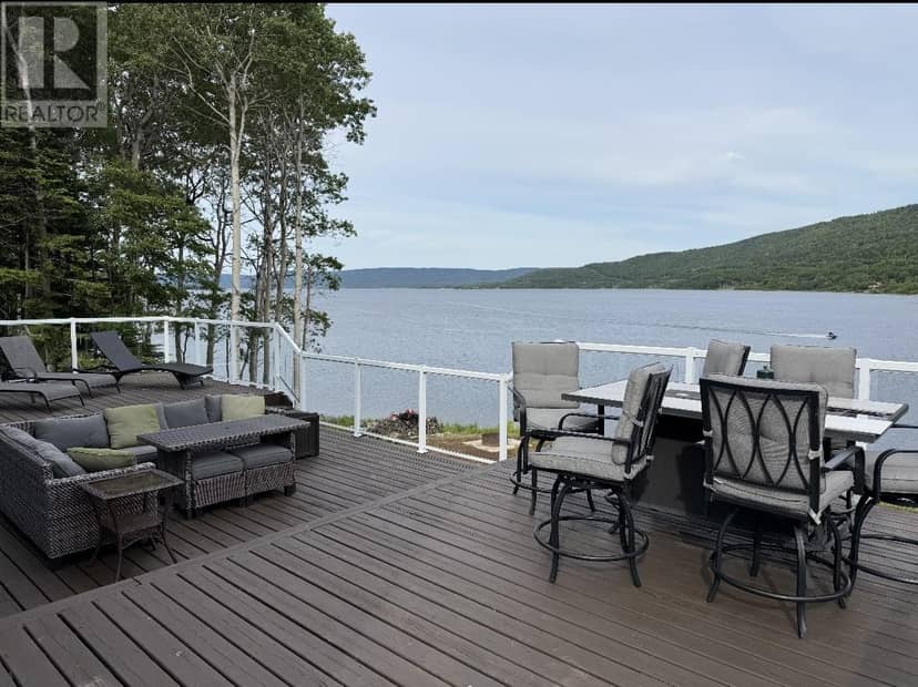 22 Lakeside Drive, Humber Valley Resort, photo 3