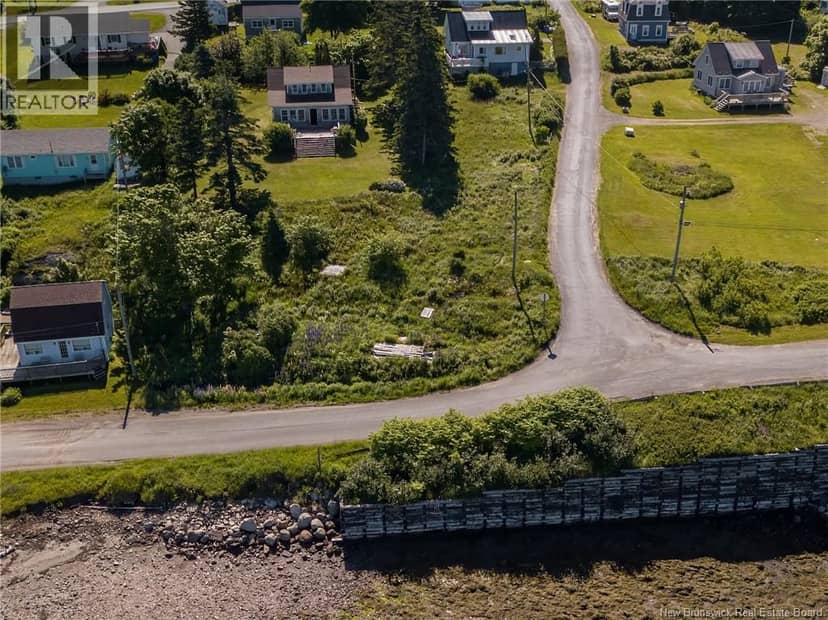 31 Cooks Point Road — photo 1 of 5