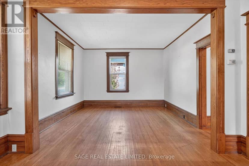 33 John Street — photo 11 of 40