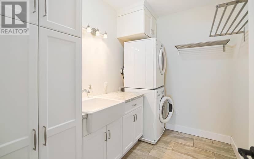 174 Pickles Lane — photo 12 of 40