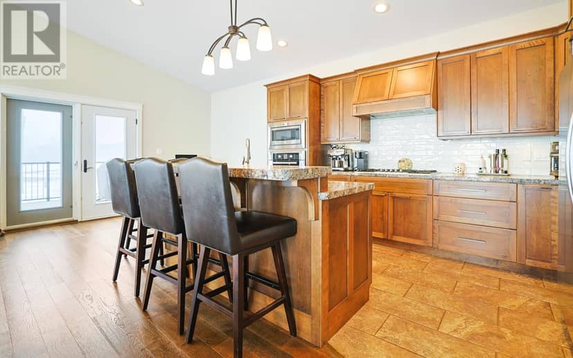 174 Pickles Lane — photo 9 of 40