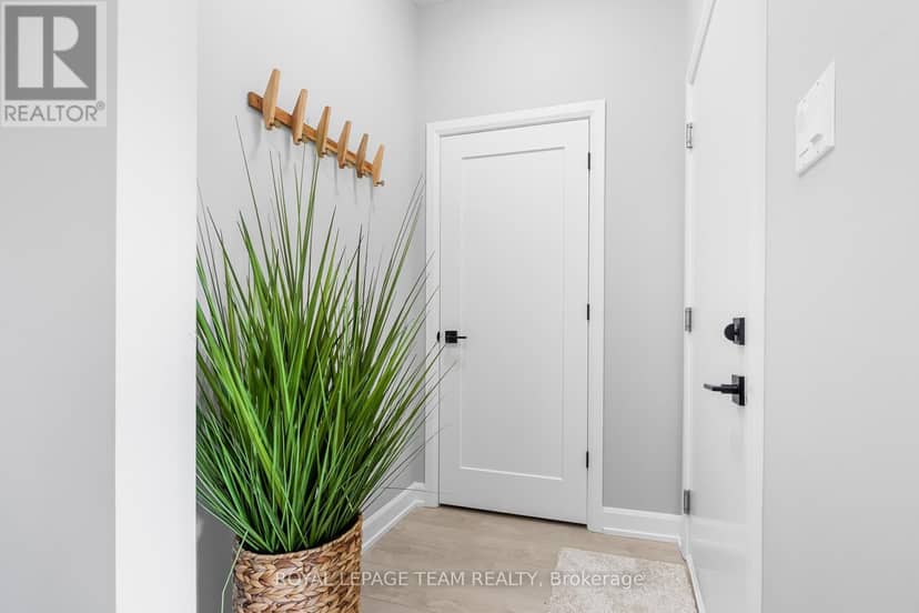 351 Lewis Street W, Merrickville-Wolford, photo 3