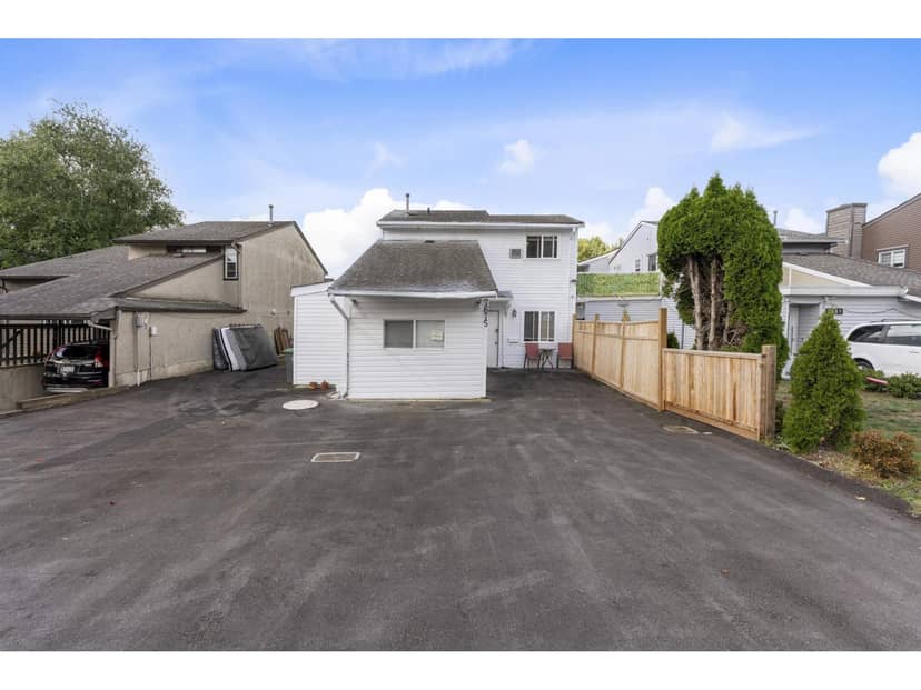 7675 125 STREET, Surrey