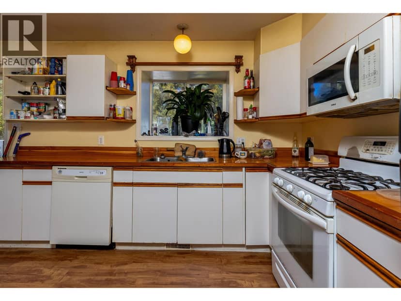 3566 NEWELL AVENUE, Terrace, photo 2