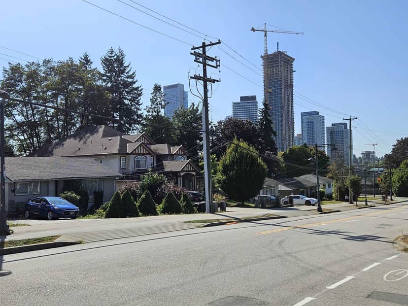 10564 137A Street, Surrey, photo 4