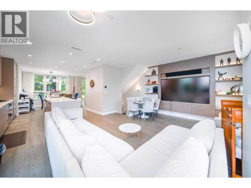 TH1 5410 SHORTCUT ROAD, Vancouver, photo 2