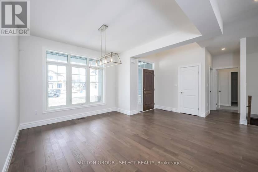 7 Spruce Crescent, North Middlesex, photo 4