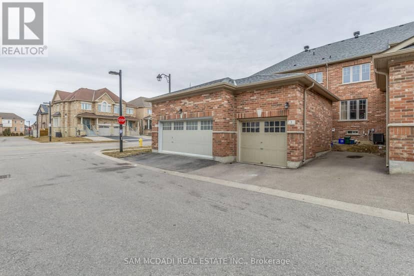 3 Henry Bauer Avenue — photo 3 of 15
