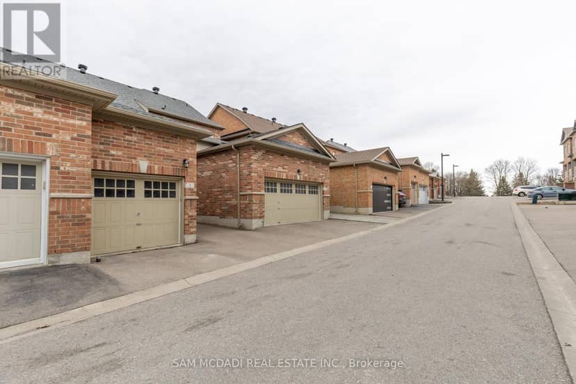 3 Henry Bauer Avenue — photo 4 of 15