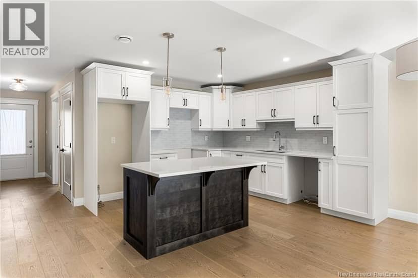 45 Picardie Crescent — photo 3 of 12