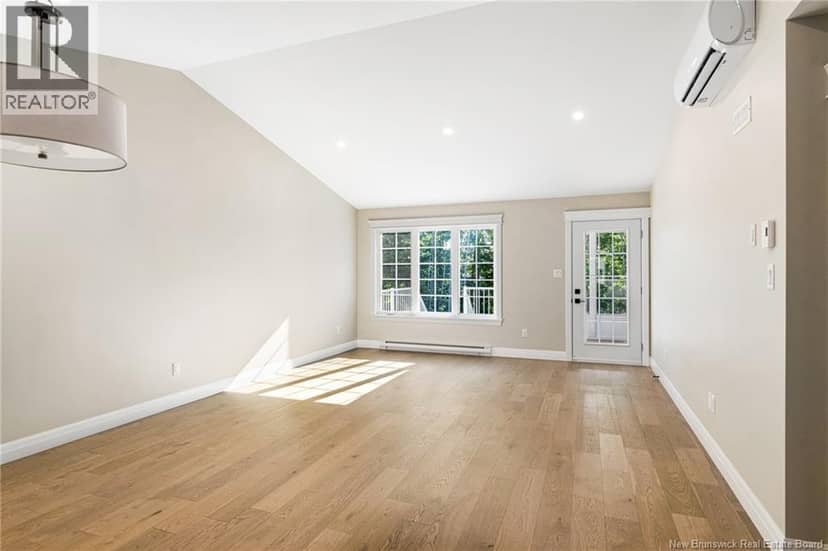 45 Picardie Crescent — photo 6 of 12