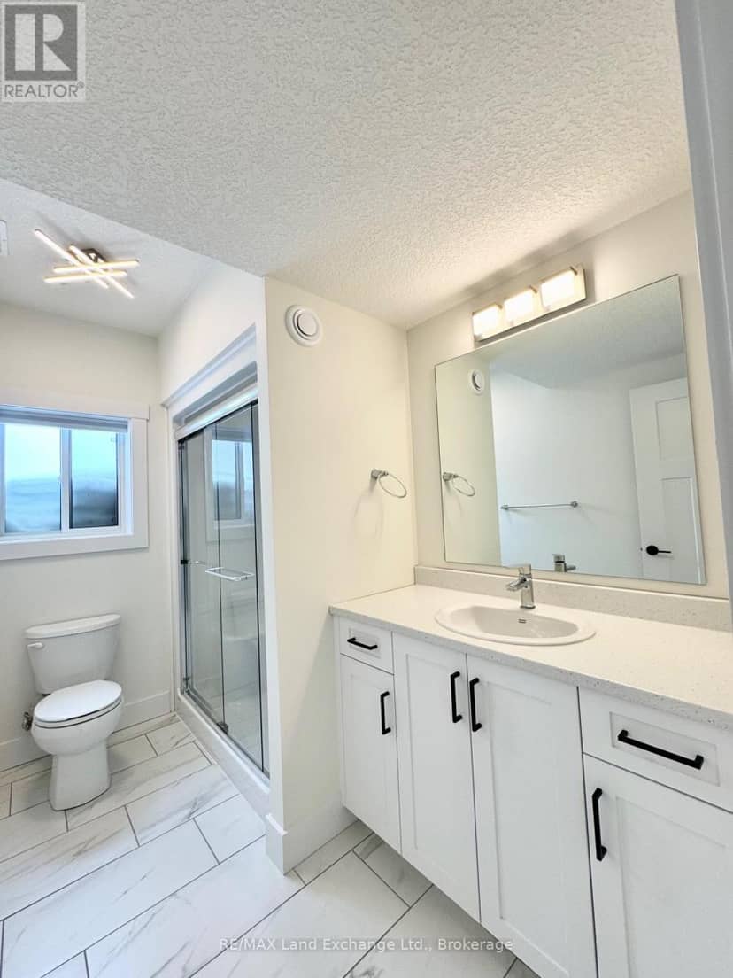 4829 Bruce Road 3 — photo 14 of 21