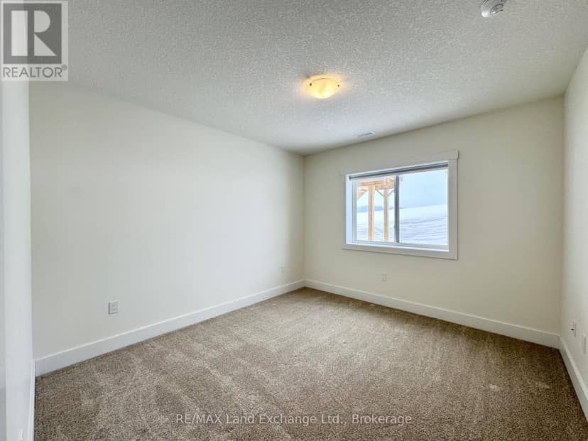 4829 Bruce Road 3 — photo 16 of 21