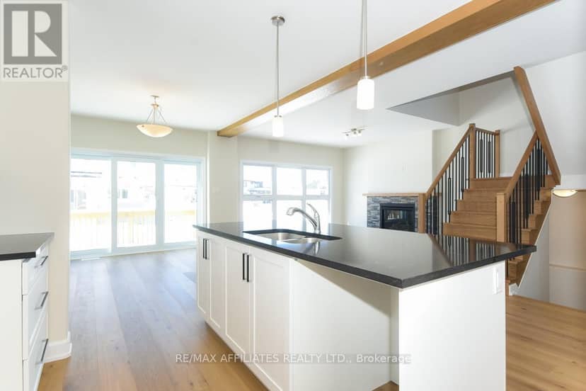 1055 Chablis Crescent — photo 13 of 40
