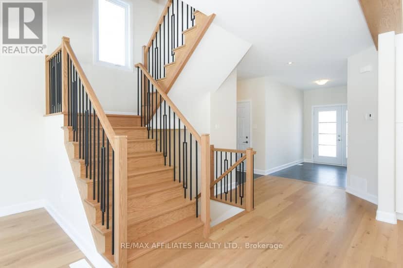 1055 Chablis Crescent — photo 19 of 40