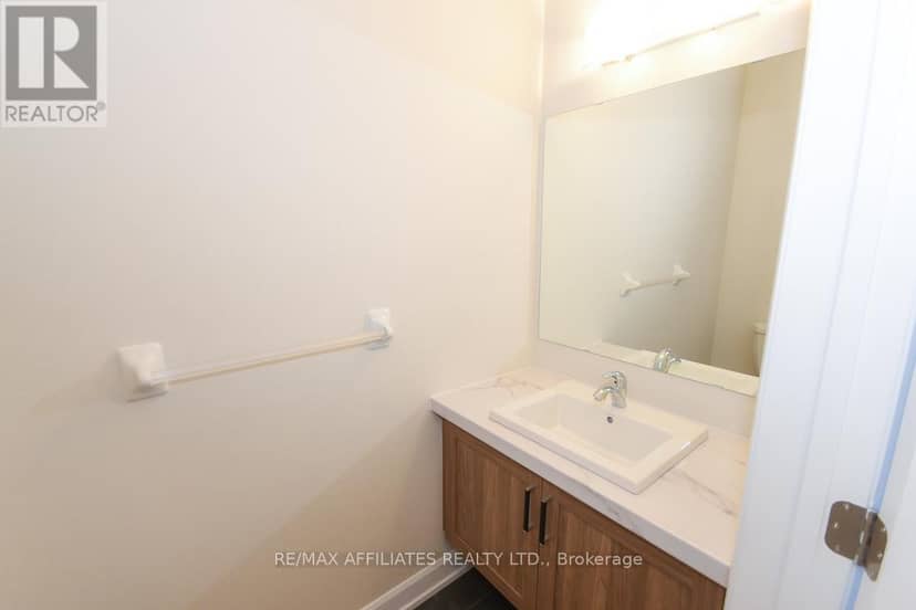 1055 Chablis Crescent — photo 20 of 40