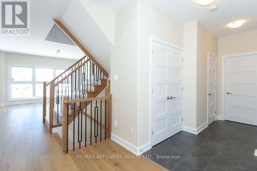 1055 Chablis Crescent — photo 22 of 40