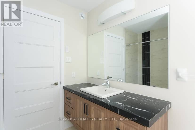 1055 Chablis Crescent — photo 31 of 40
