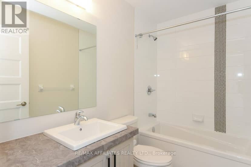 1055 Chablis Crescent — photo 36 of 40
