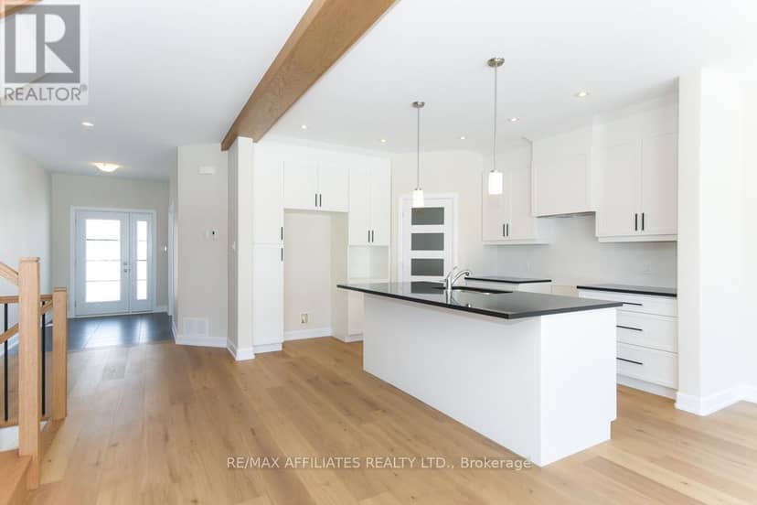 1055 Chablis Crescent — photo 6 of 40
