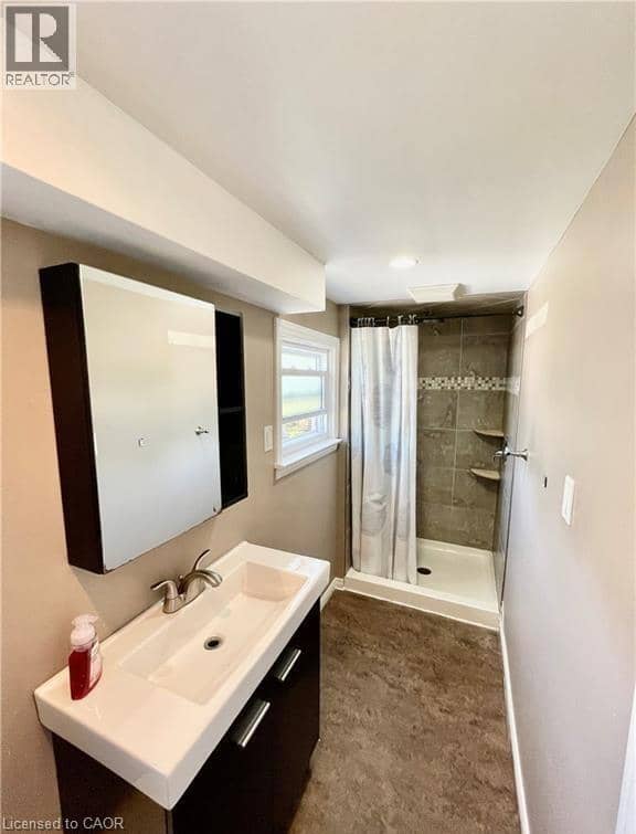 77 BLACKFRIARS Street — photo 7 of 11
