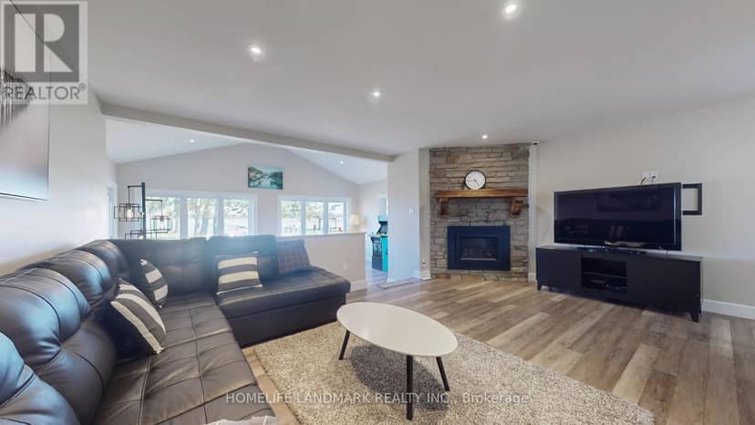 208 Lakeshore Drive — photo 14 of 40