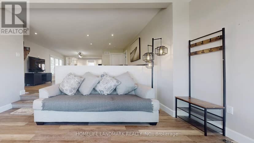 208 Lakeshore Drive — photo 19 of 40