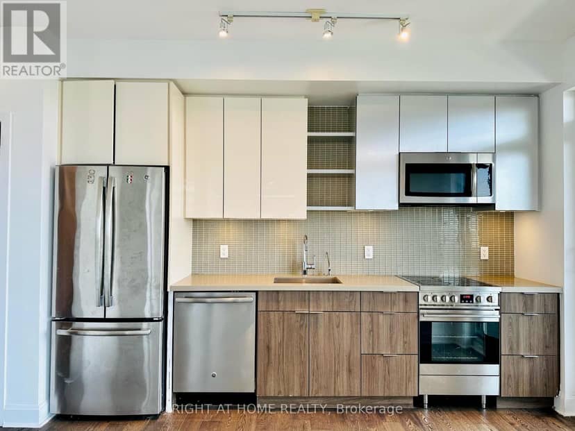 504 - 33 Shore Breeze Drive — photo 7 of 20