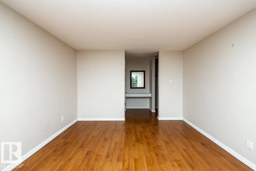 #301 7204 81 AV NW, Edmonton, photo 7