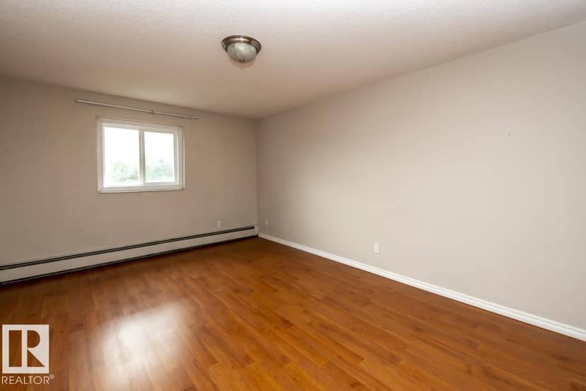 #301 7204 81 AV NW — photo 18 of 40