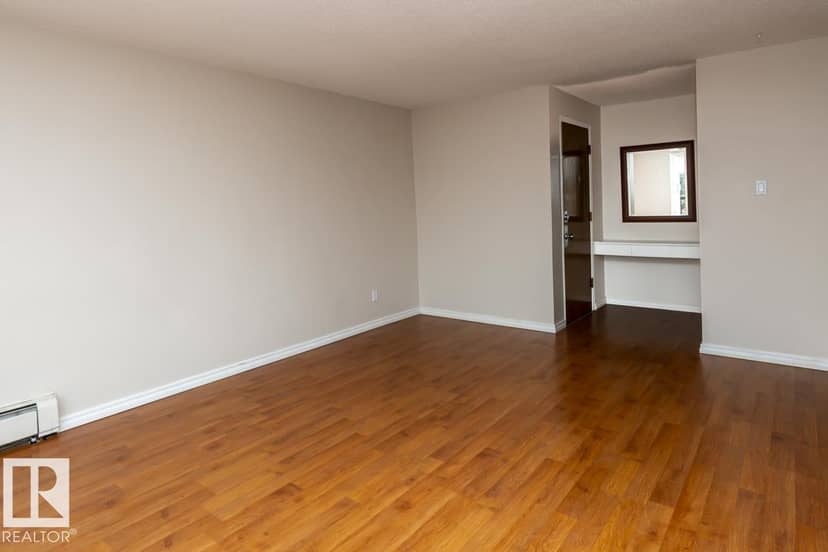 #301 7204 81 AV NW, Edmonton, photo 6