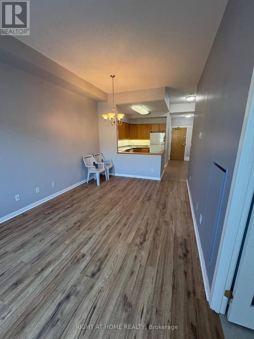 101 - 90 Dean Avenue — photo 34 of 40