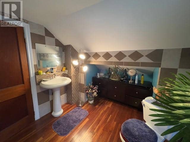 69 Queen Street — photo 27 of 31