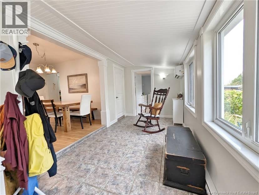 3240 Rue Brideau — photo 3 of 14
