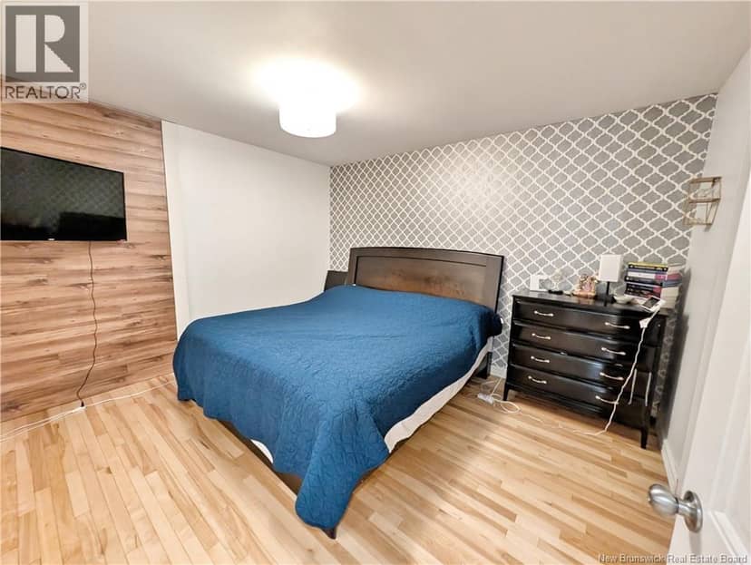 3240 Rue Brideau — photo 6 of 14
