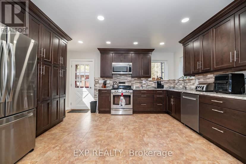5490 Loop Road — photo 8 of 40