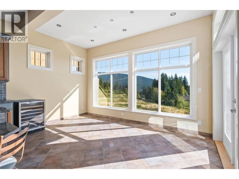 3233 CHARTWELL LANE, Coquitlam, photo 6