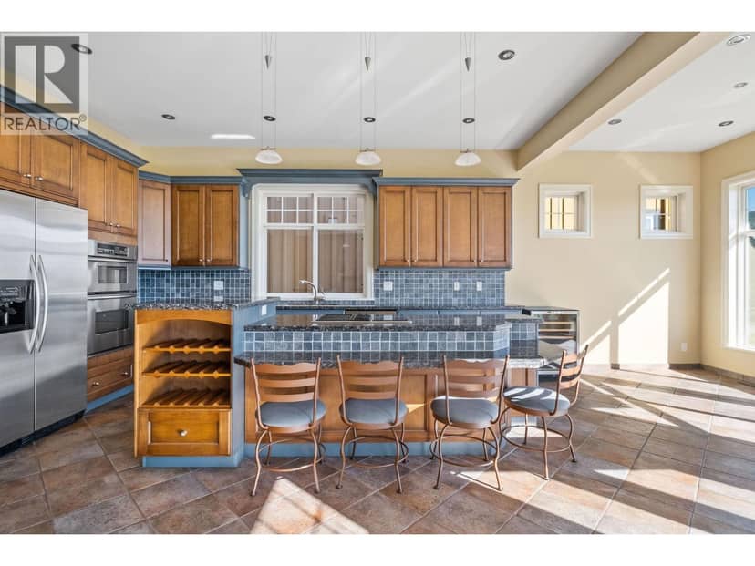 3233 CHARTWELL LANE, Coquitlam, photo 8