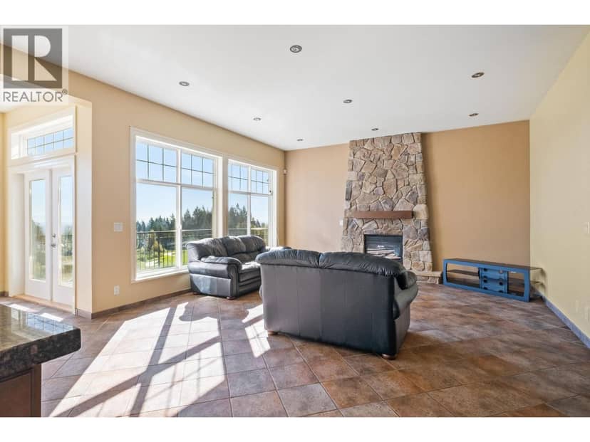 3233 CHARTWELL LANE, Coquitlam, photo 3
